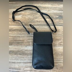 Save the Girls Black Leather Crossbody Touch Screen Phone Bag Day trip Travel